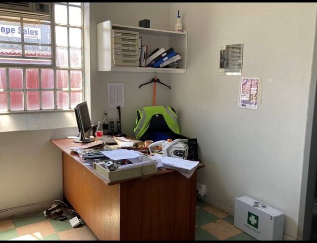2,056.30M² FACTORY RENTED IN LANSDOWNE